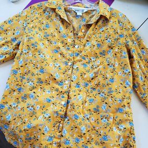 Sunny and Vibrant Old Navy Yellow Floral Long Sleeve Button down shirt
